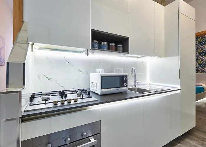 - Modern & Bright - 10 Min Colosseum - Metro San Giovanni Appartement